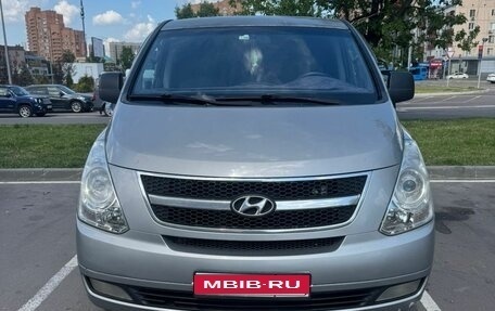 Hyundai Grand Starex Grand Starex I рестайлинг 2, 2012 год, 1 110 000 рублей, 1 фотография