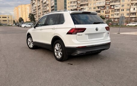 Volkswagen Tiguan II, 2017 год, 2 850 000 рублей, 5 фотография