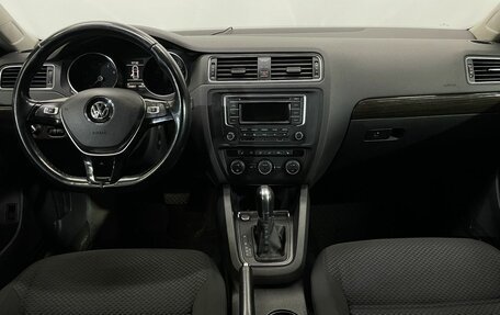 Volkswagen Jetta VI, 2015 год, 1 099 000 рублей, 9 фотография