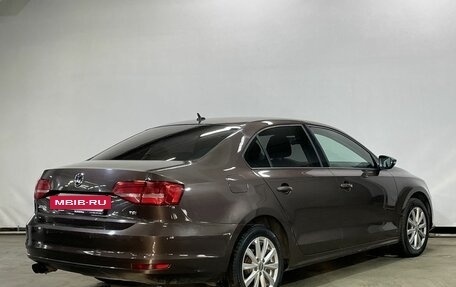 Volkswagen Jetta VI, 2015 год, 1 099 000 рублей, 5 фотография