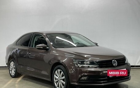 Volkswagen Jetta VI, 2015 год, 1 099 000 рублей, 3 фотография
