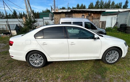 Volkswagen Jetta VI, 2012 год, 950 000 рублей, 4 фотография