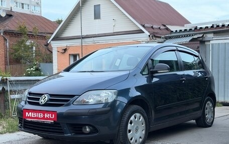 Volkswagen Golf Plus I, 2008 год, 590 000 рублей, 2 фотография