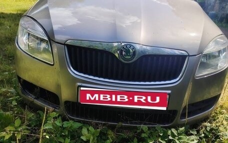 Skoda Fabia II, 2008 год, 145 000 рублей, 2 фотография