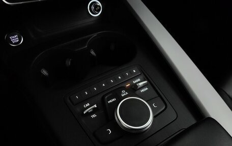 Audi A4, 2019 год, 2 599 000 рублей, 16 фотография