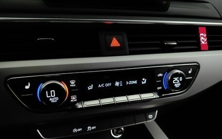 Audi A4, 2019 год, 2 599 000 рублей, 15 фотография
