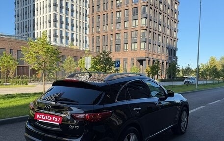 Infiniti QX70, 2014 год, 2 250 000 рублей, 7 фотография