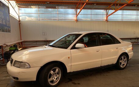 Audi A4, 1997 год, 300 000 рублей, 1 фотография