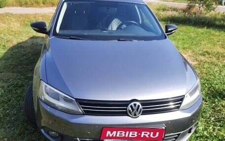 Volkswagen Jetta VI, 2014 год, 950 000 рублей, 1 фотография