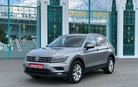 Volkswagen Tiguan II, 2020 год, 2 300 000 рублей, 1 фотография