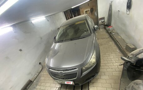 Chevrolet Cruze II, 2010 год, 425 000 рублей, 4 фотография