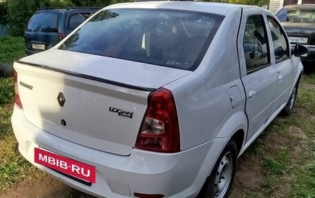 Renault Logan I, 2015 год, 300 000 рублей, 3 фотография