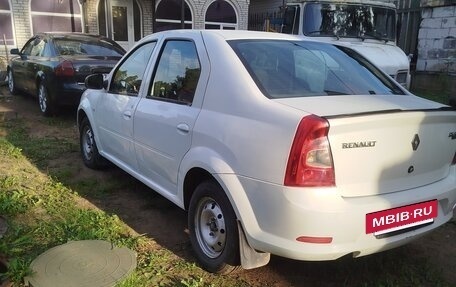 Renault Logan I, 2015 год, 300 000 рублей, 4 фотография