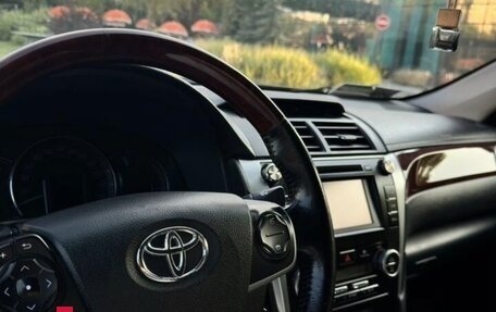 Toyota Camry, 2012 год, 1 395 000 рублей, 11 фотография