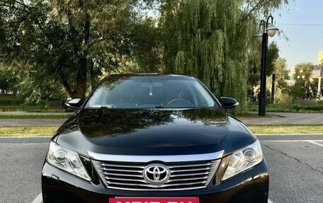 Toyota Camry, 2012 год, 1 395 000 рублей, 2 фотография