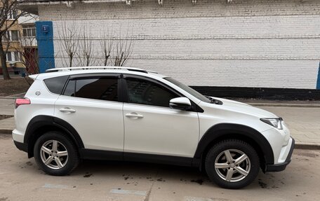 Toyota RAV4, 2018 год, 2 850 000 рублей, 5 фотография