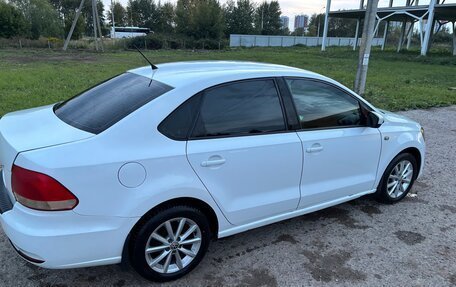 Volkswagen Polo VI (EU Market), 2015 год, 450 000 рублей, 4 фотография