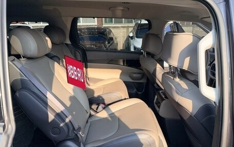 KIA Carnival, 2025 год, 6 100 000 рублей, 5 фотография