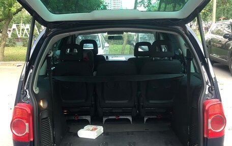Volkswagen Sharan I рестайлинг, 2006 год, 900 000 рублей, 5 фотография