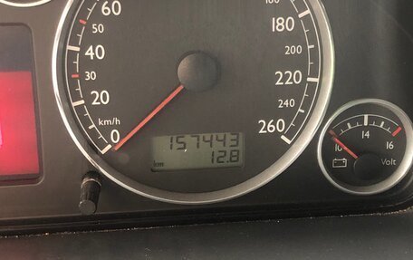 Volkswagen Sharan I рестайлинг, 2006 год, 900 000 рублей, 24 фотография
