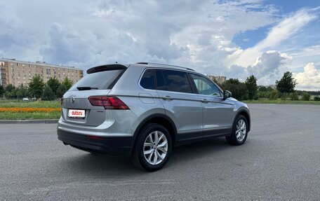 Volkswagen Tiguan II, 2020 год, 2 300 000 рублей, 6 фотография