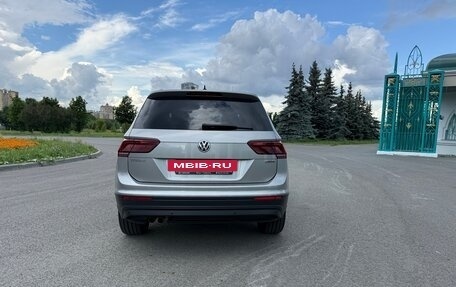 Volkswagen Tiguan II, 2020 год, 2 300 000 рублей, 5 фотография