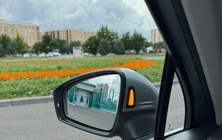 Volkswagen Tiguan II, 2020 год, 2 300 000 рублей, 24 фотография