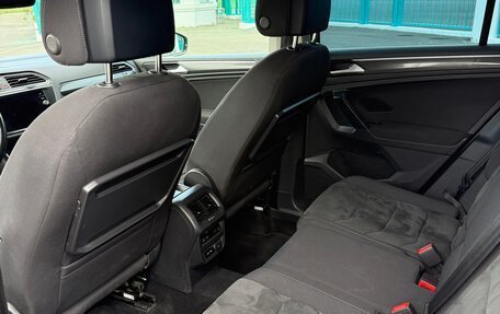 Volkswagen Tiguan II, 2020 год, 2 300 000 рублей, 22 фотография