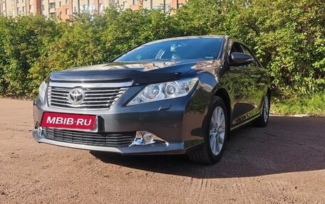 Toyota Camry, 2014 год, 1 350 000 рублей, 8 фотография