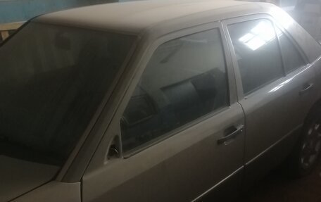 Mercedes-Benz W124, 1991 год, 222 000 рублей, 5 фотография