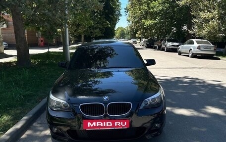 BMW 5 серия, 2007 год, 1 400 000 рублей, 2 фотография