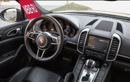 Porsche Cayenne III, 2015 год, 3 790 000 рублей, 10 фотография