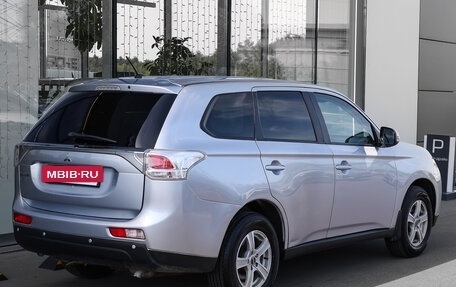 Mitsubishi Outlander III рестайлинг 3, 2013 год, 1 249 000 рублей, 5 фотография