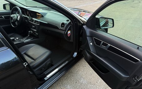 Mercedes-Benz C-Класс, 2011 год, 1 470 000 рублей, 31 фотография