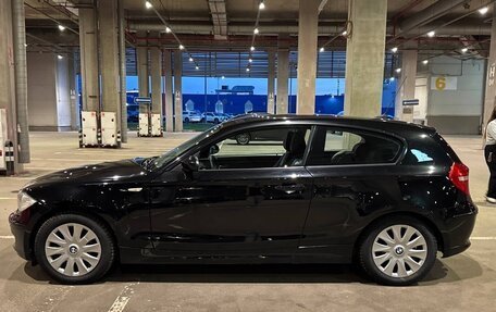 BMW 1 серия, 2008 год, 730 000 рублей, 3 фотография