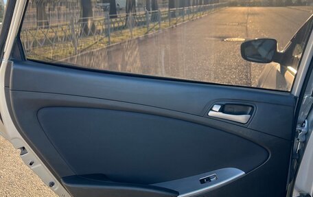 Hyundai Solaris II рестайлинг, 2015 год, 990 000 рублей, 13 фотография