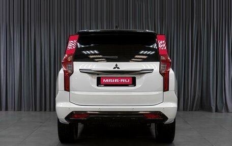 Mitsubishi Montero Sport, 2022 год, 4 249 000 рублей, 4 фотография