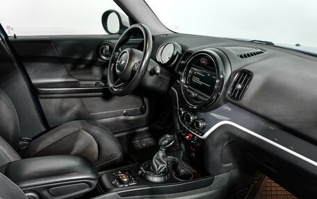 MINI Countryman II (F60), 2017 год, 1 890 000 рублей, 13 фотография