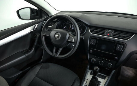 Skoda Octavia, 2018 год, 2 059 000 рублей, 8 фотография