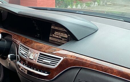 Mercedes-Benz S-Класс, 2010 год, 1 800 000 рублей, 1 фотография