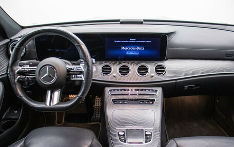 Mercedes-Benz E-Класс, 2021 год, 4 690 000 рублей, 13 фотография