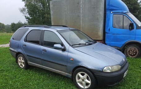 Fiat Palio II, 2001 год, 135 000 рублей, 2 фотография
