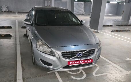 Volvo S60 III, 2011 год, 750 000 рублей, 2 фотография