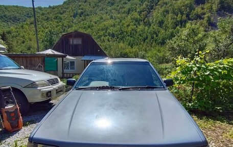 Mazda Familia, 1989 год, 160 000 рублей, 8 фотография