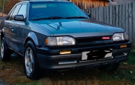 Mazda Familia, 1989 год, 160 000 рублей, 1 фотография
