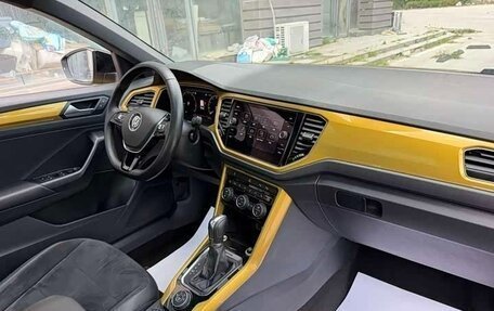 Volkswagen T-Roc I, 2018 год, 1 560 002 рублей, 7 фотография