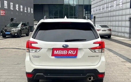 Subaru Forester, 2022 год, 2 200 000 рублей, 4 фотография