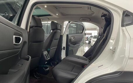 Honda Vezel, 2023 год, 2 170 605 рублей, 6 фотография