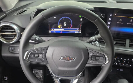Chevrolet Trax, 2023 год, 1 850 000 рублей, 9 фотография
