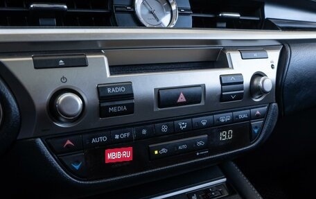 Lexus ES VII, 2015 год, 2 289 000 рублей, 18 фотография